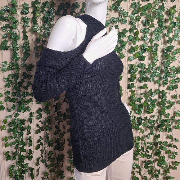 Magazine Women's Knit Acrylic Peekaboo Cold Shoulders Black Sweater - Picture 6 of 12